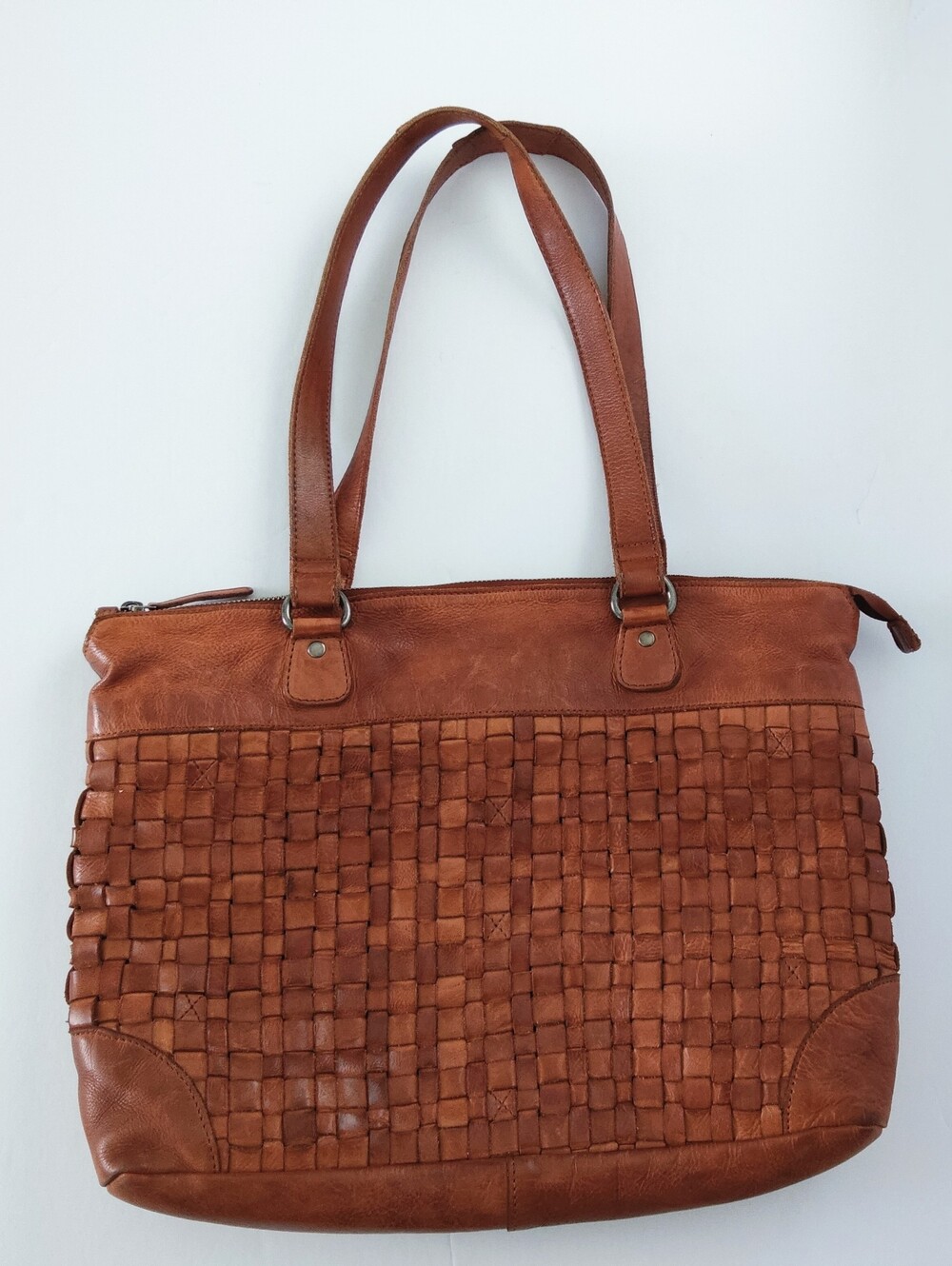 Vilenca Holand Classic Woven Leather Laptop Bag. Pre-owned.